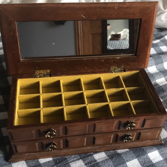 Other - Vintage jewelry box
